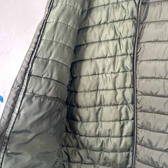 Aeropostale Men's Olive Puffer Jacket size Medium - Picture 9 of 14